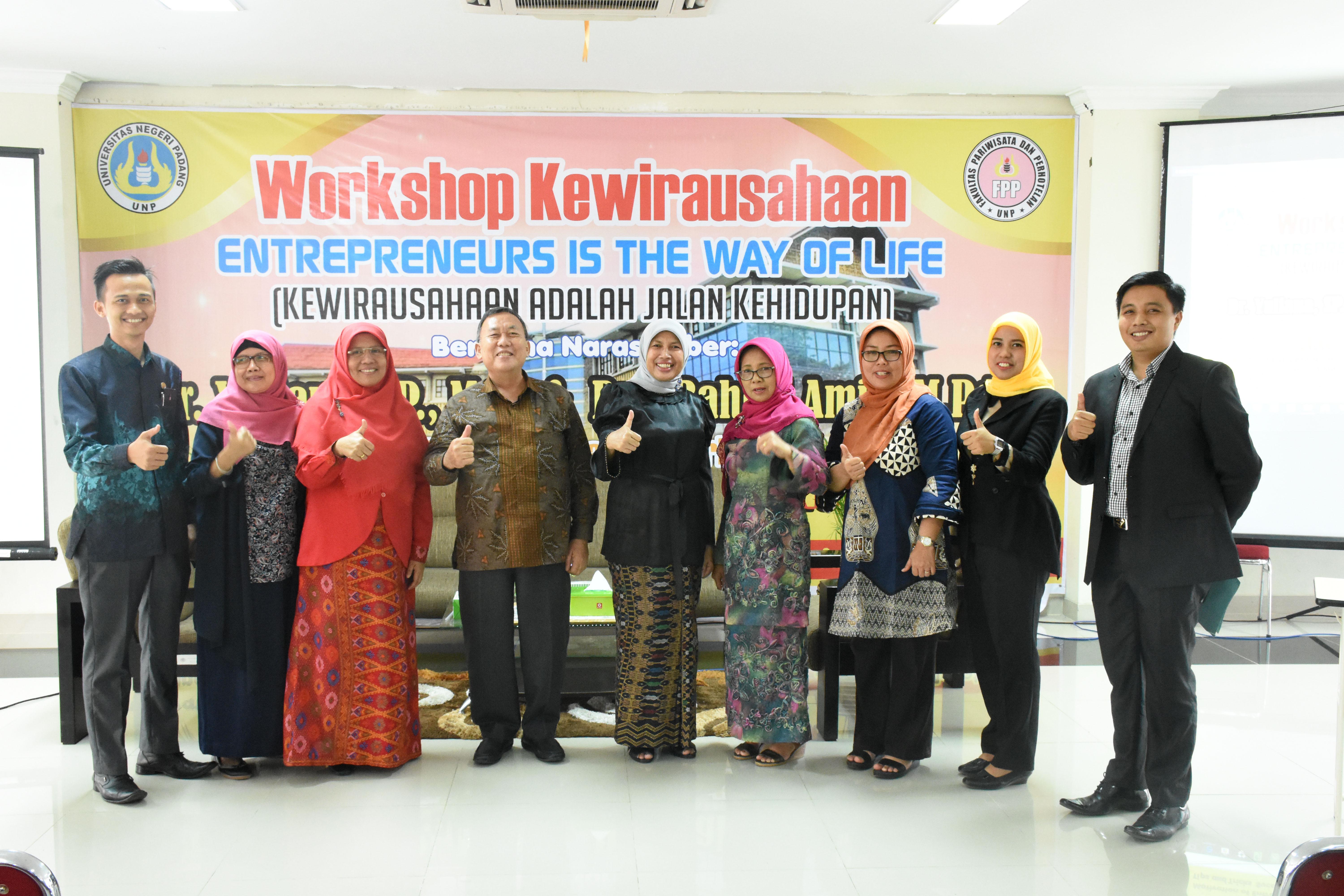 Read more about the article Fakultas Pariwisata dan Perhotelan adakan Workshop Kewirausahaan dan Coaching Clinic