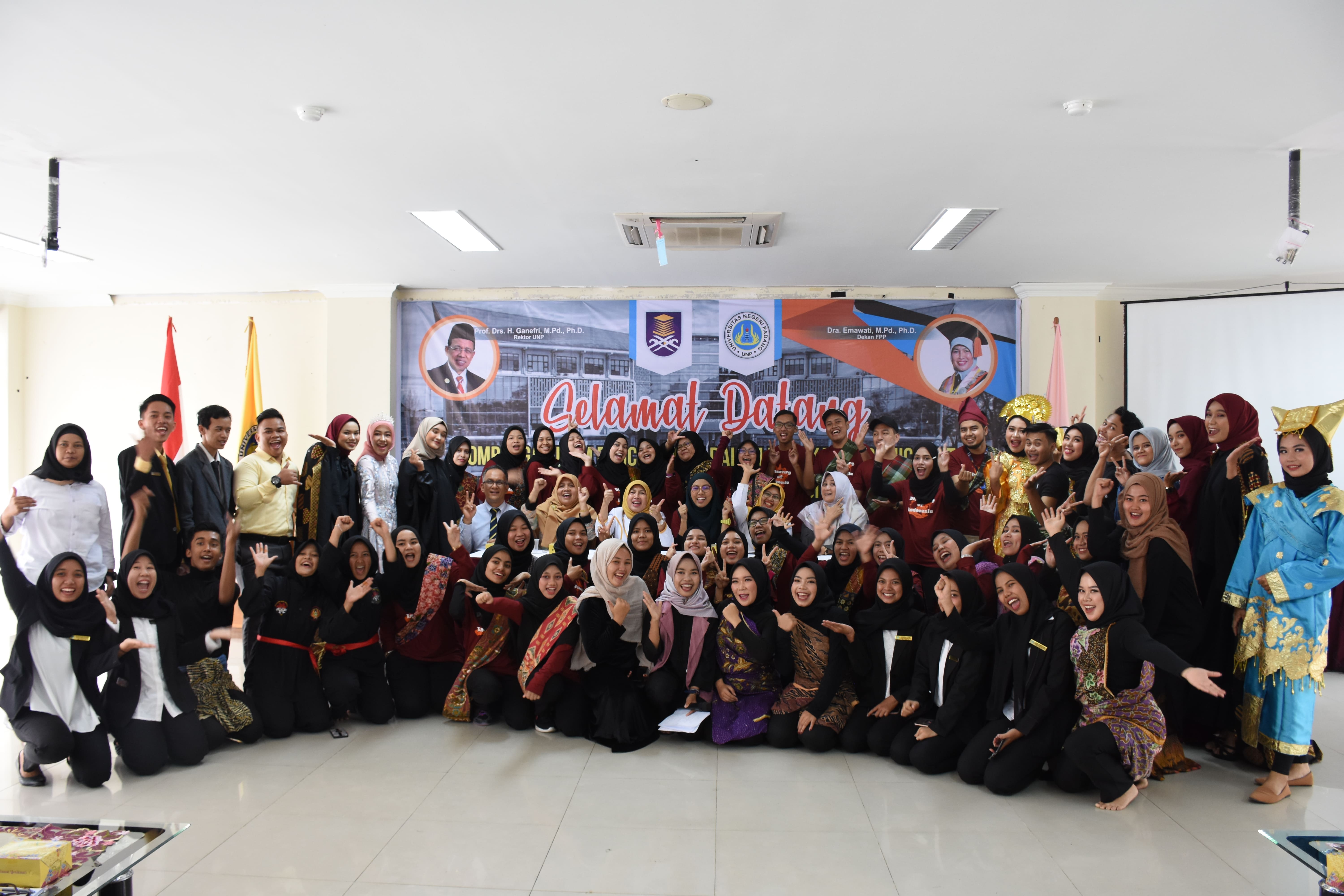 You are currently viewing Kunjungan UiTM Puncak Alam Malaysia ke Fakultas Pariwisata dan Perhotelan UNP dalam rangka Academic Visit